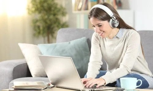working-with-headphones